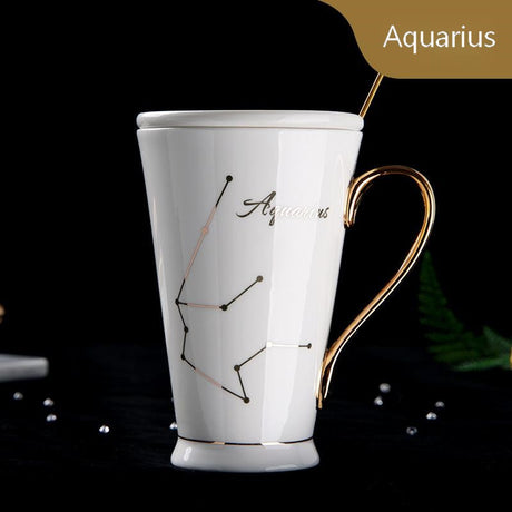 Taza de agua del zodiaco