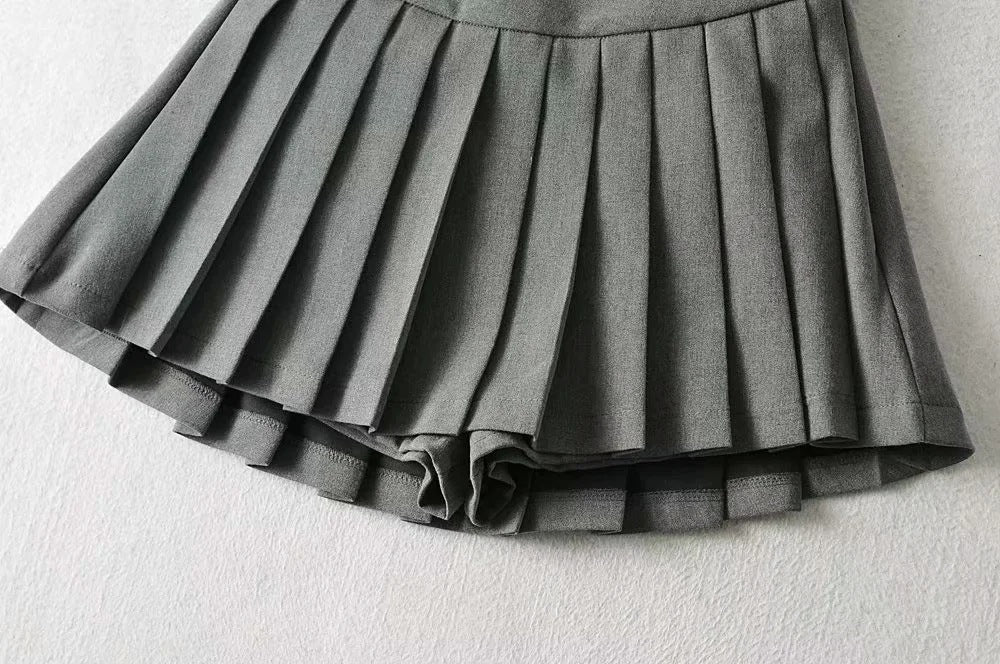 High Waist Front Short Back Length Pleated Skirt With Lining