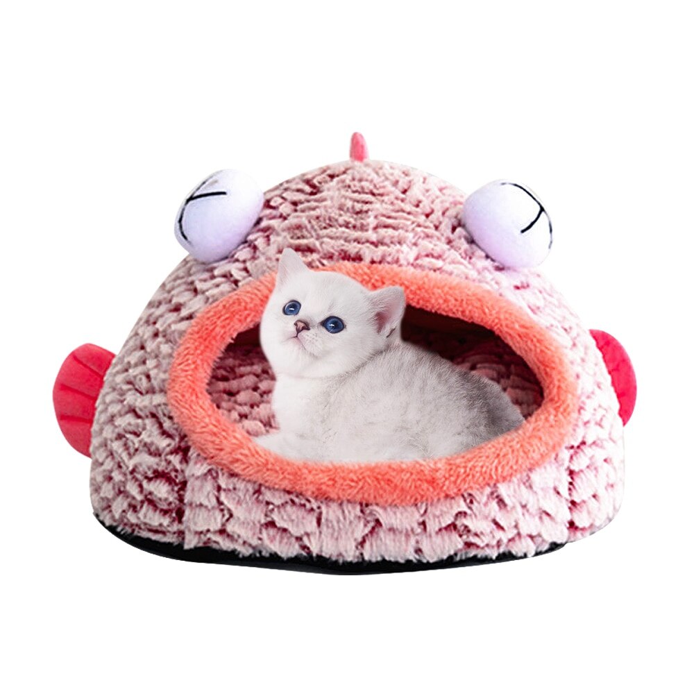 Three dimensional sponge cat nest