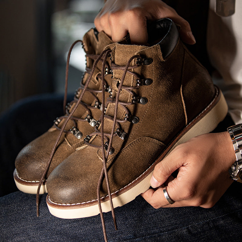 Men's Retro Mountaineering High-top Boots Calf Leather Shoes