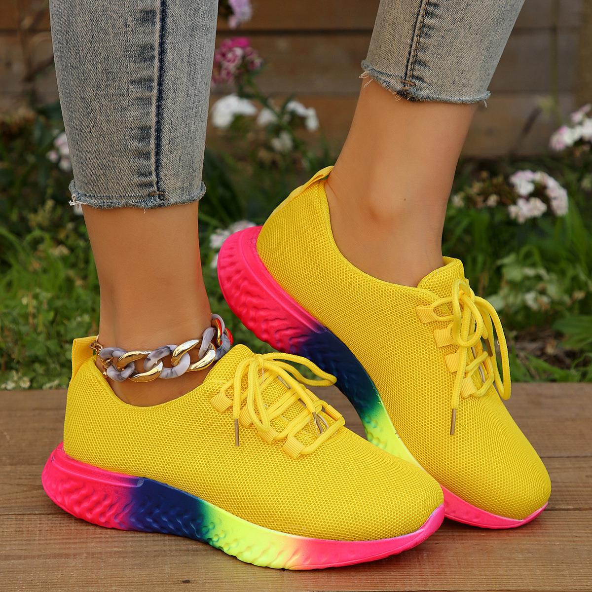 Women's Plus Size Rainbow Low Stretch Pumps