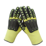 Use guantes de rescate resistentes a golpes