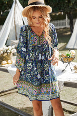 Vestido bohemio con manga globo y cuello anudado