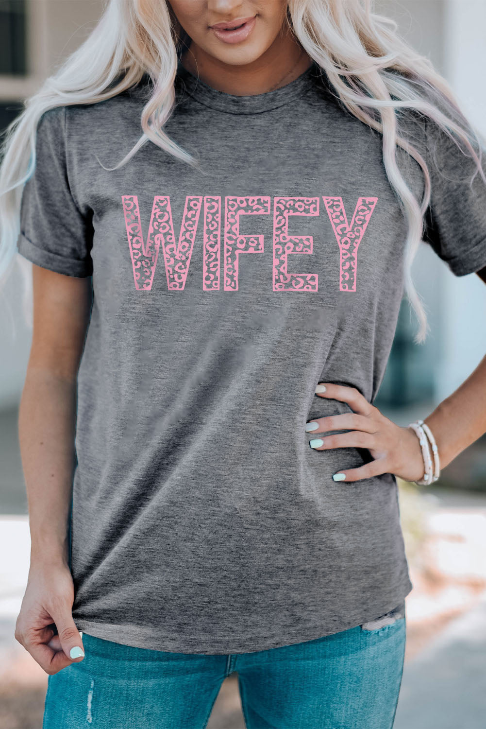 WIFEY Camiseta de manga corta con estampado de leopardo