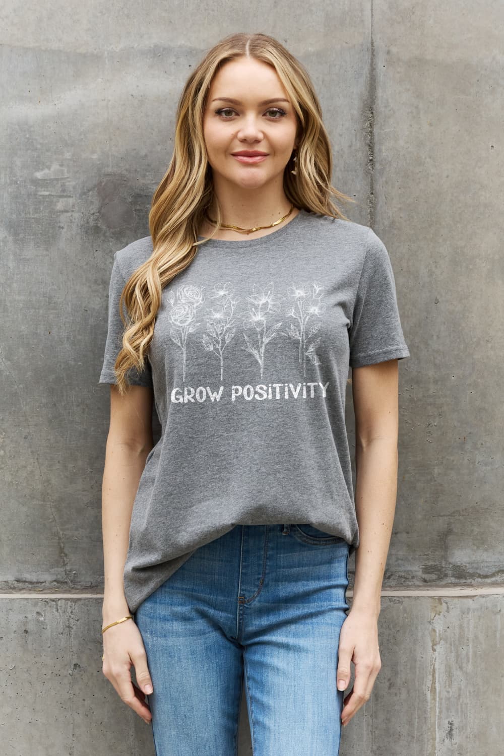 Camiseta de algodón con gráfico GROW POSITIVITY de Simply Love