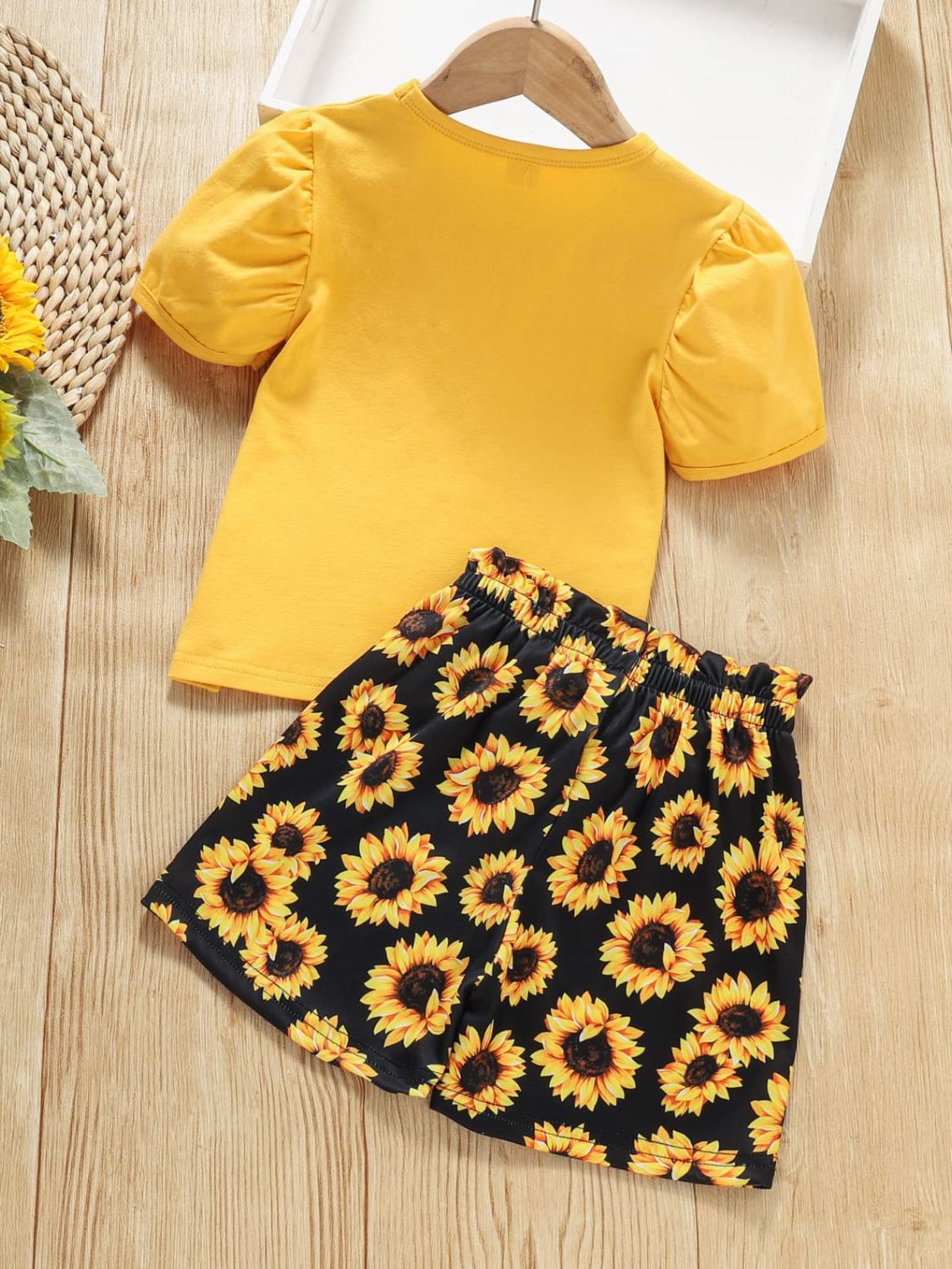 Girls Slogan Graphic Top and Sunflower Print Shorts Set